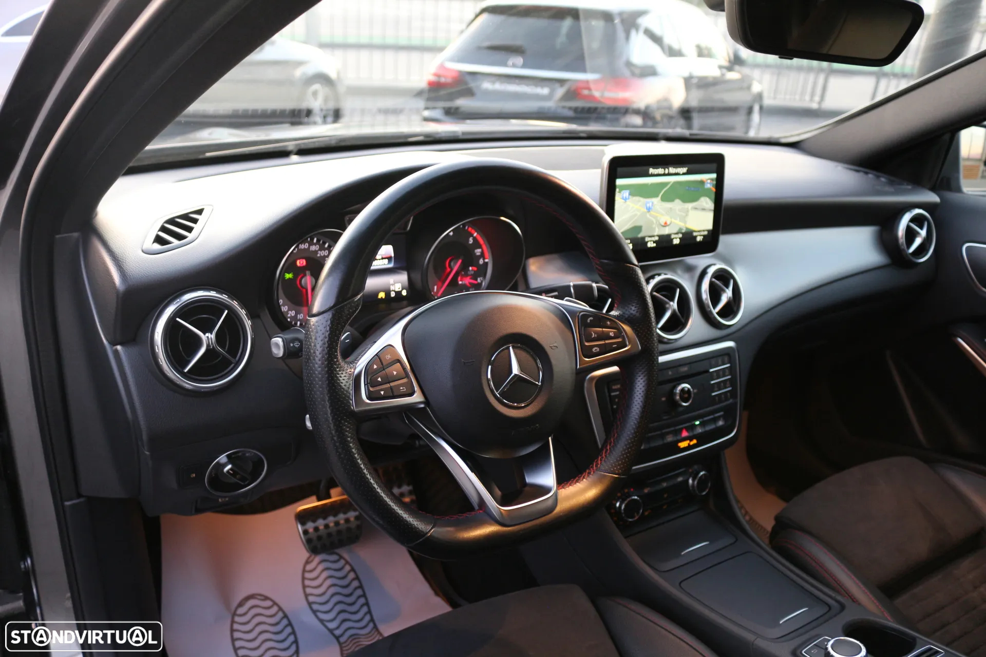 Mercedes-Benz GLA 180 CDi AMG Line Aut. - 12