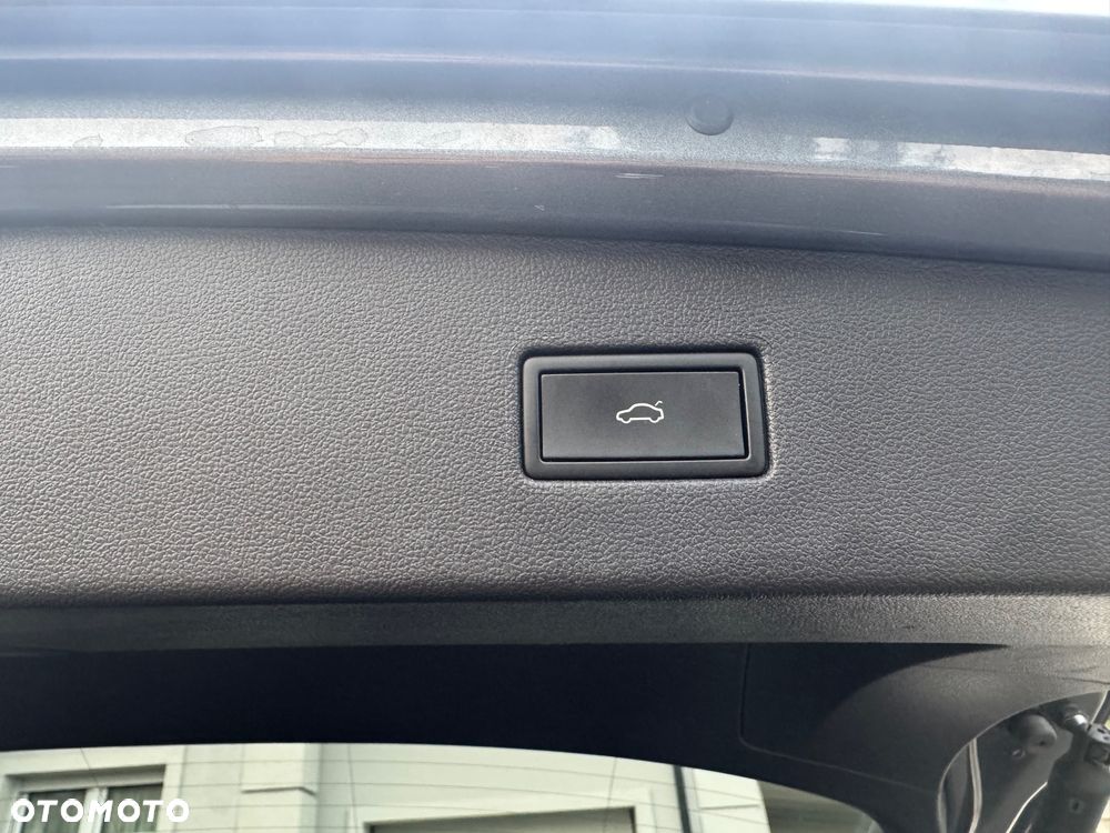 Volkswagen Tiguan 2.0 TDI R-Line DSG - 10