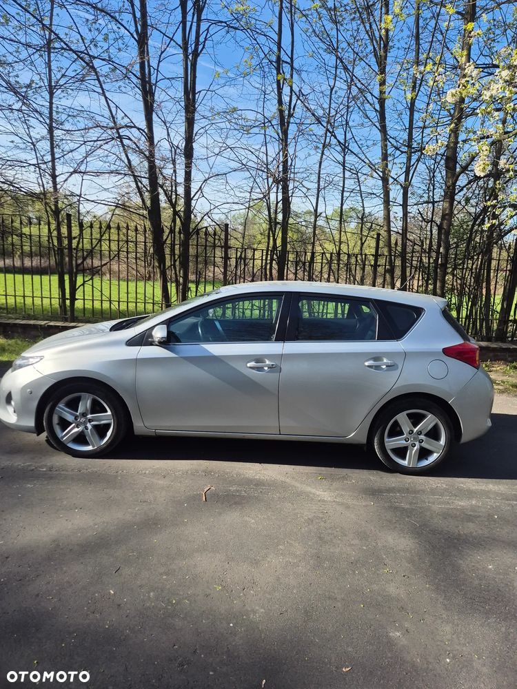 Toyota Auris 1.6 Edition - 3