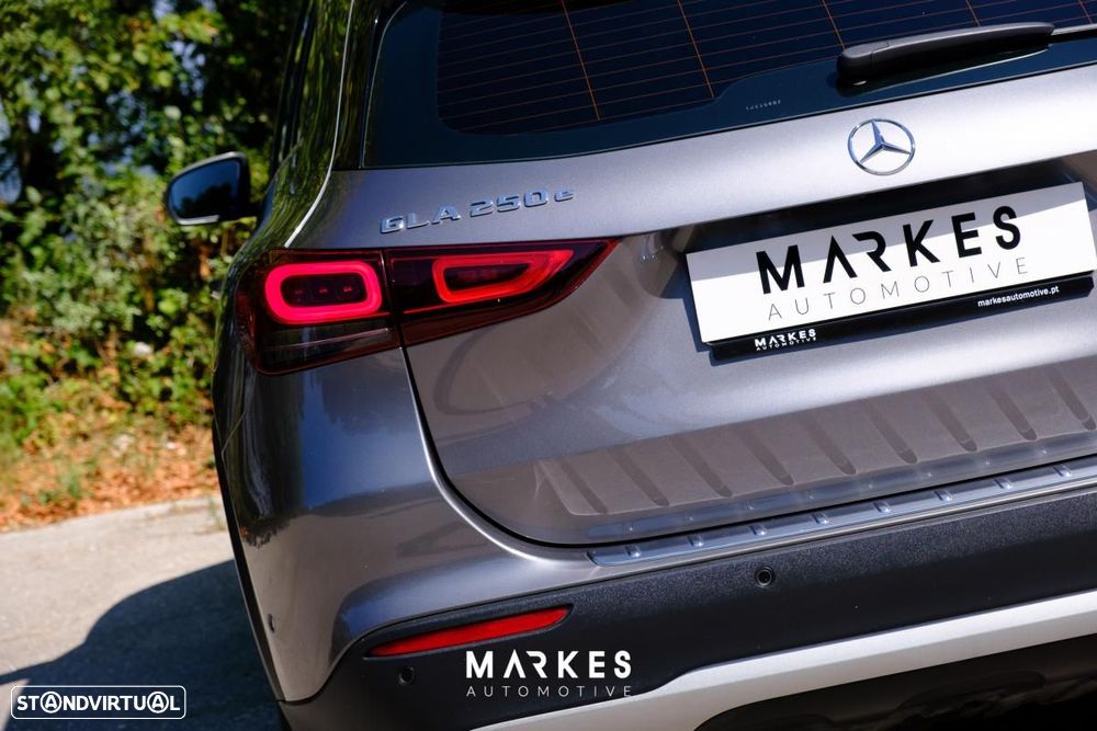 Mercedes-Benz GLA 250 e 8G-DCT Style - 11