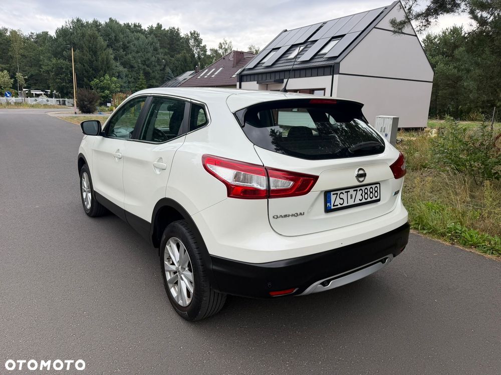 Nissan Qashqai - 2