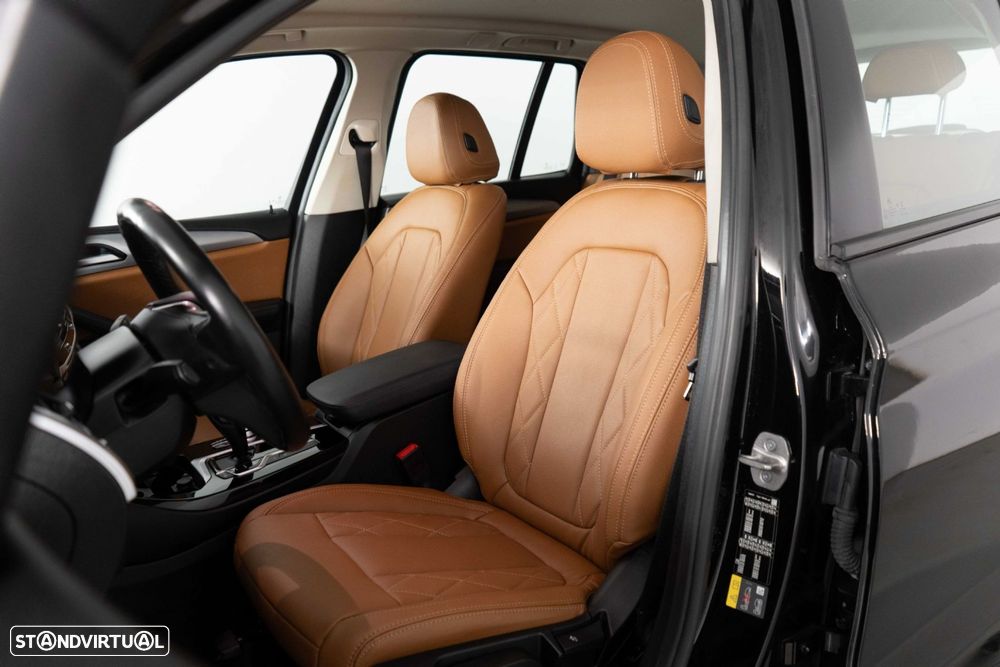BMW X3 30 e xDrive Line Luxury - 10