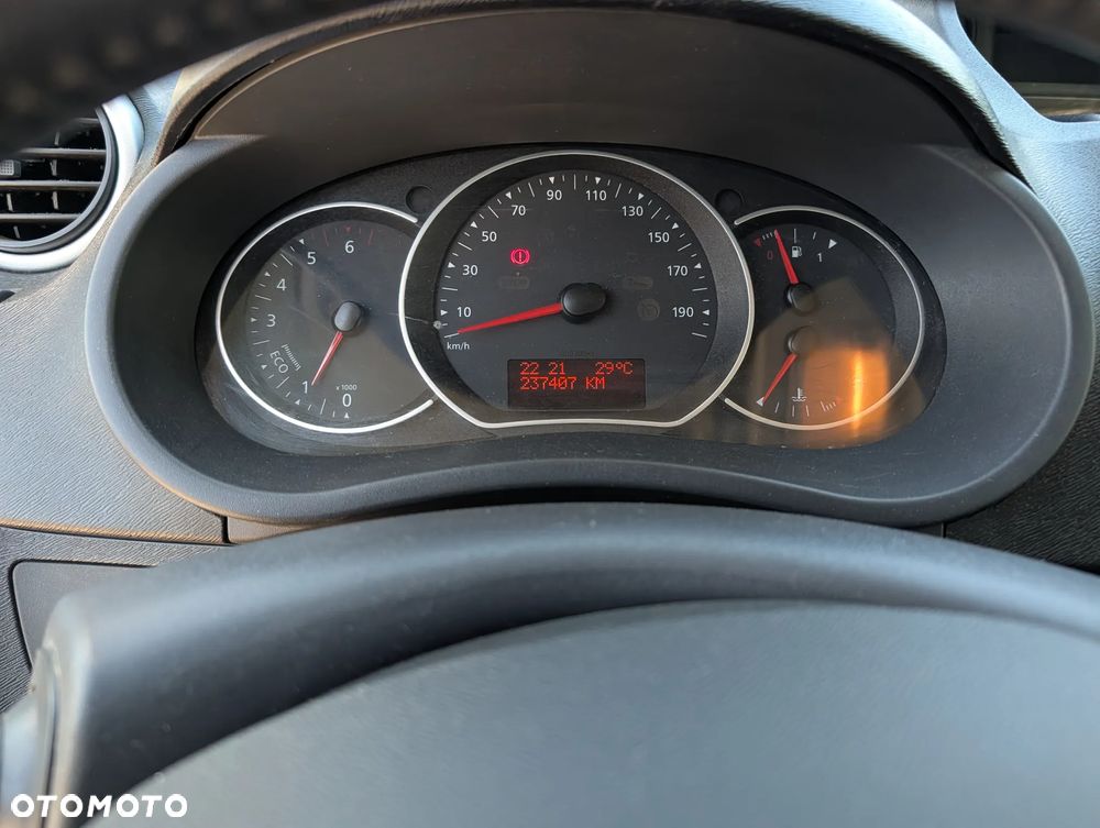Renault Kangoo dCi 110 FAP Luxe - 9