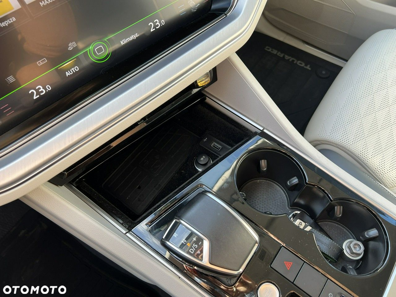 Volkswagen Touareg - 24