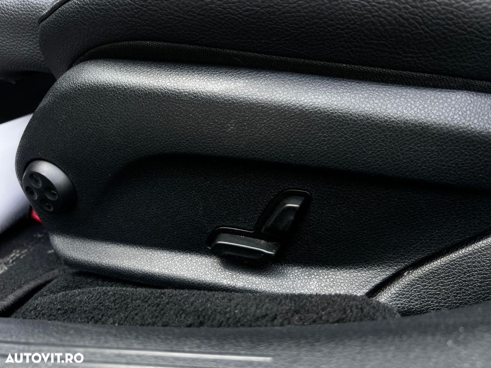 Mercedes-Benz E - 12