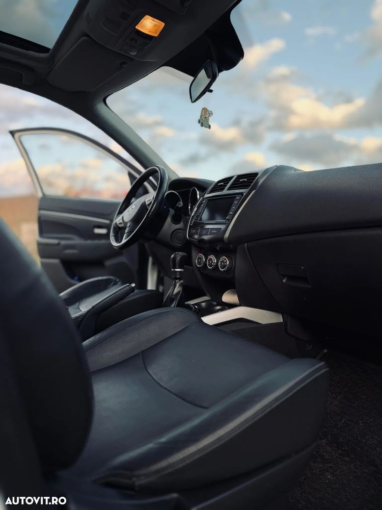 Mitsubishi ASX 1.8 DI-D 4WD Intense - 12