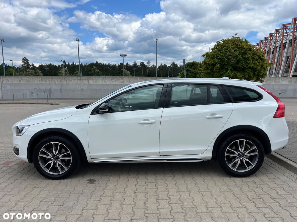 Volvo V60 Cross Country D4 AWD Summum - 19