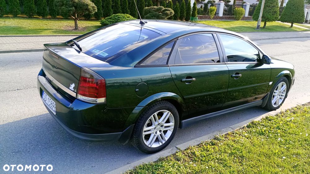 Opel Vectra 1.9 CDTI Cosmo - 4