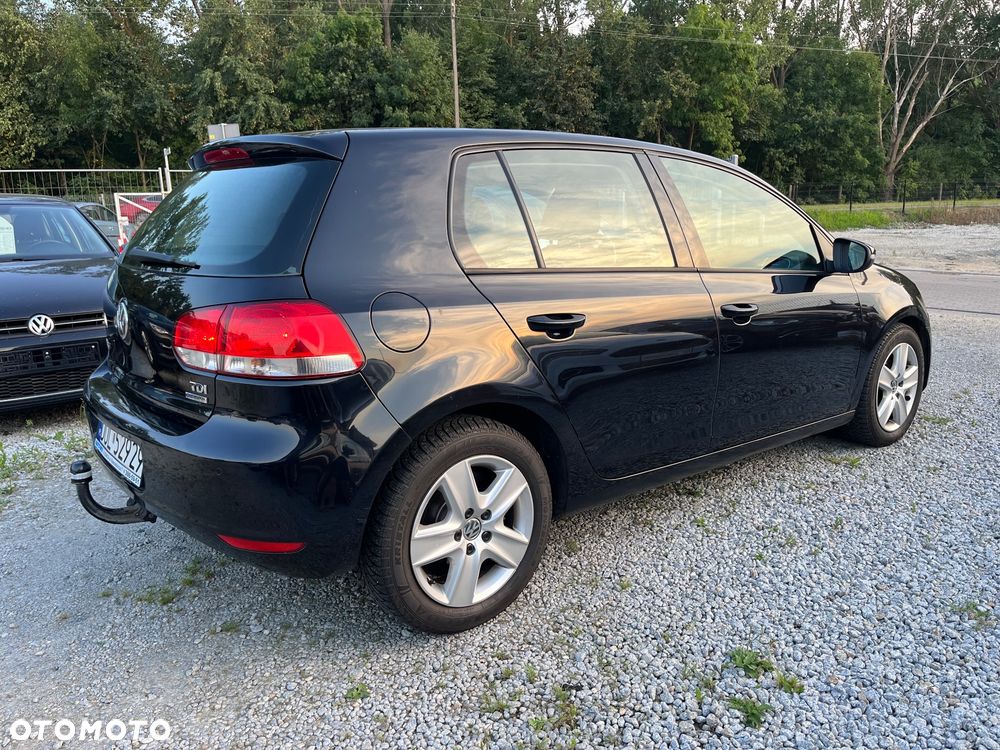 Volkswagen Golf 1.6 TDI BlueMot Comfortline - 6