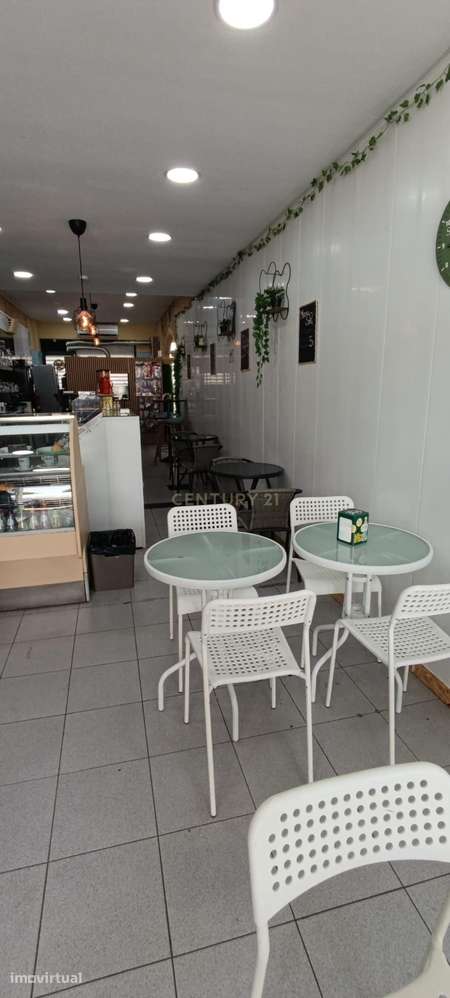 Trespasse de Café Totalmente Equipado na Quinta do Conde - Grande imagem: 2/7