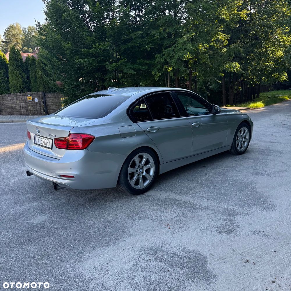 BMW Seria 3 335i - 5