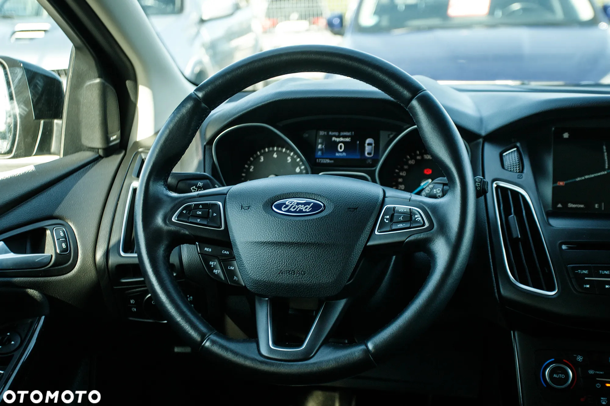 Ford Focus Turnier 1.5 EcoBoost Start-Stopp-System TITANIUM - 36