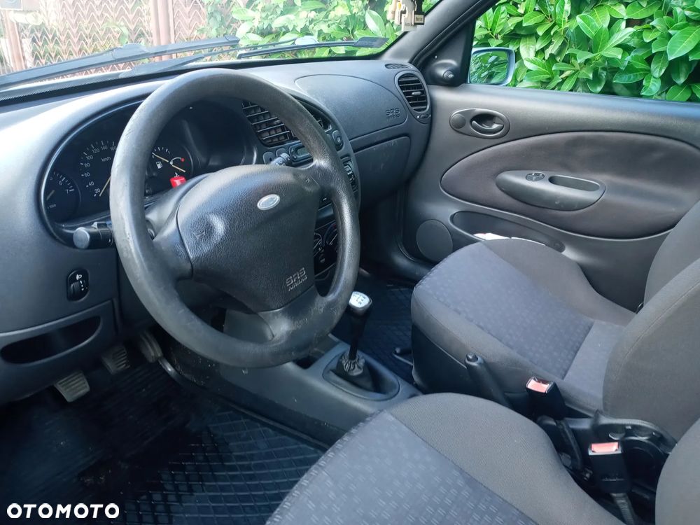 Ford Fiesta - 3