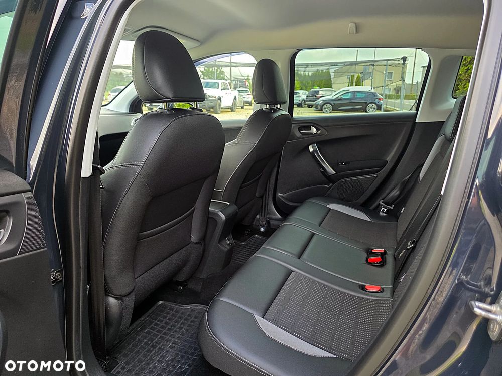 Peugeot 2008 PureTech 82 Allure - 22