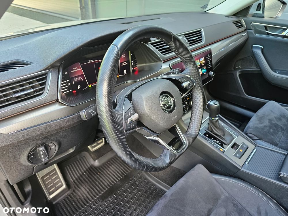 Skoda Superb 2.0 TDI SCR 4x4 Scout DSG - 23