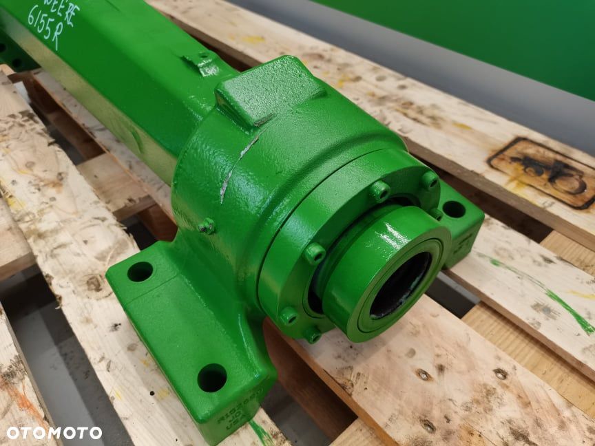 Obudowa wału napędowego R188078 John Deere 7820 - 8