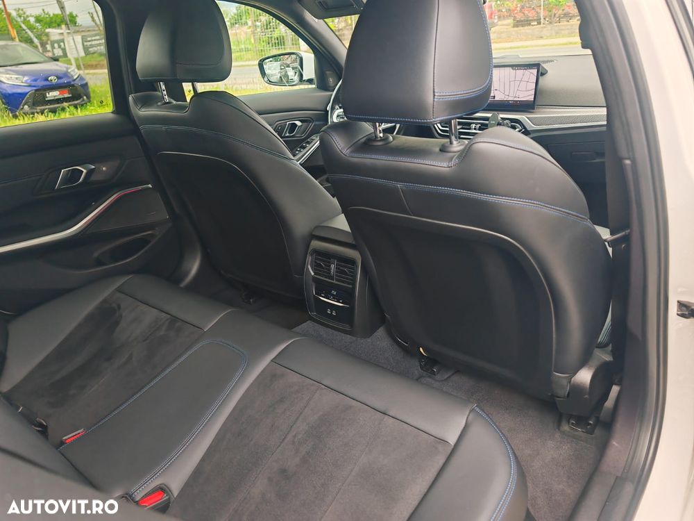 BMW Seria 3 318i Aut. M Sport - 17
