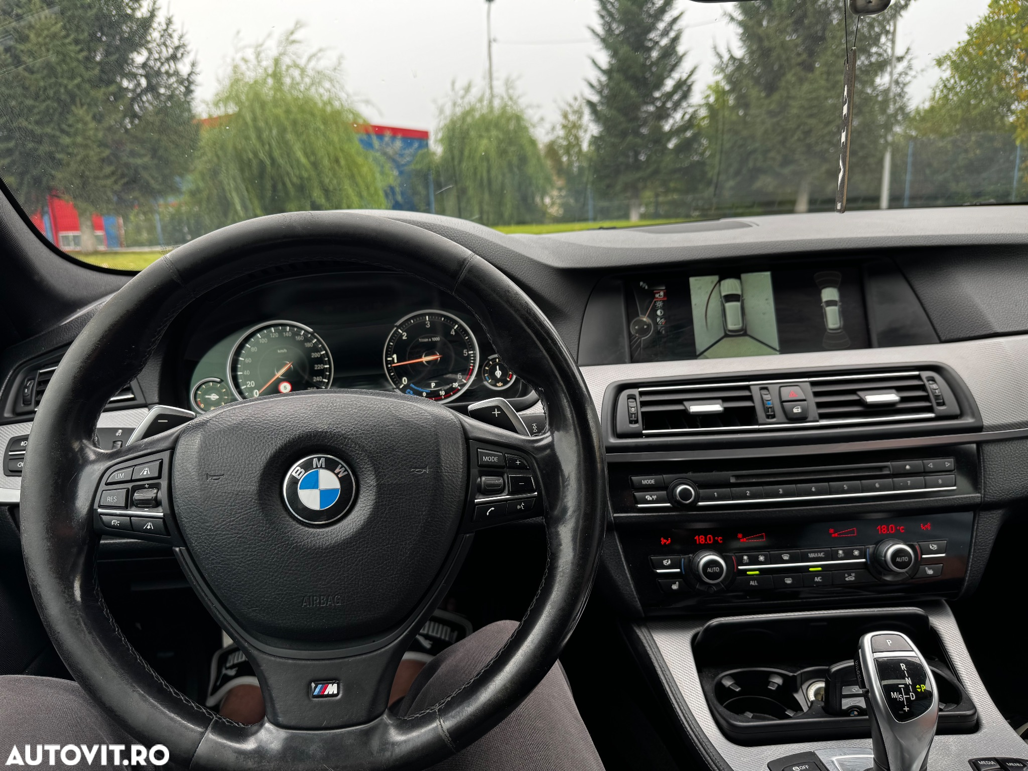 BMW Seria 5 520d xDrive - 7