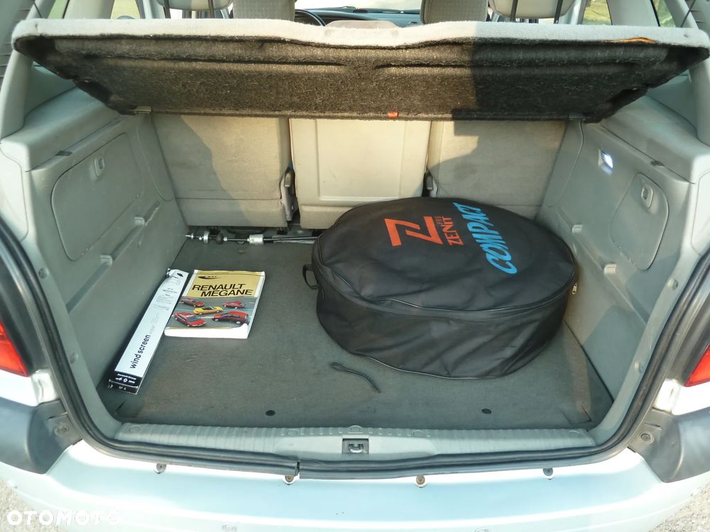 Renault Scenic 1.6 16V Authentique - 21