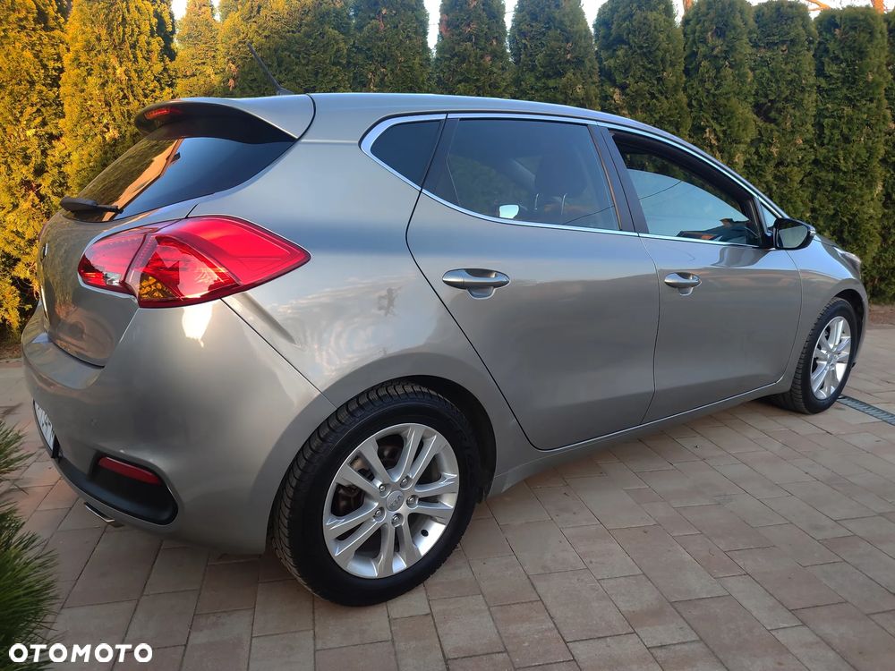 Kia Ceed 1.4 CVVT Attract - 30