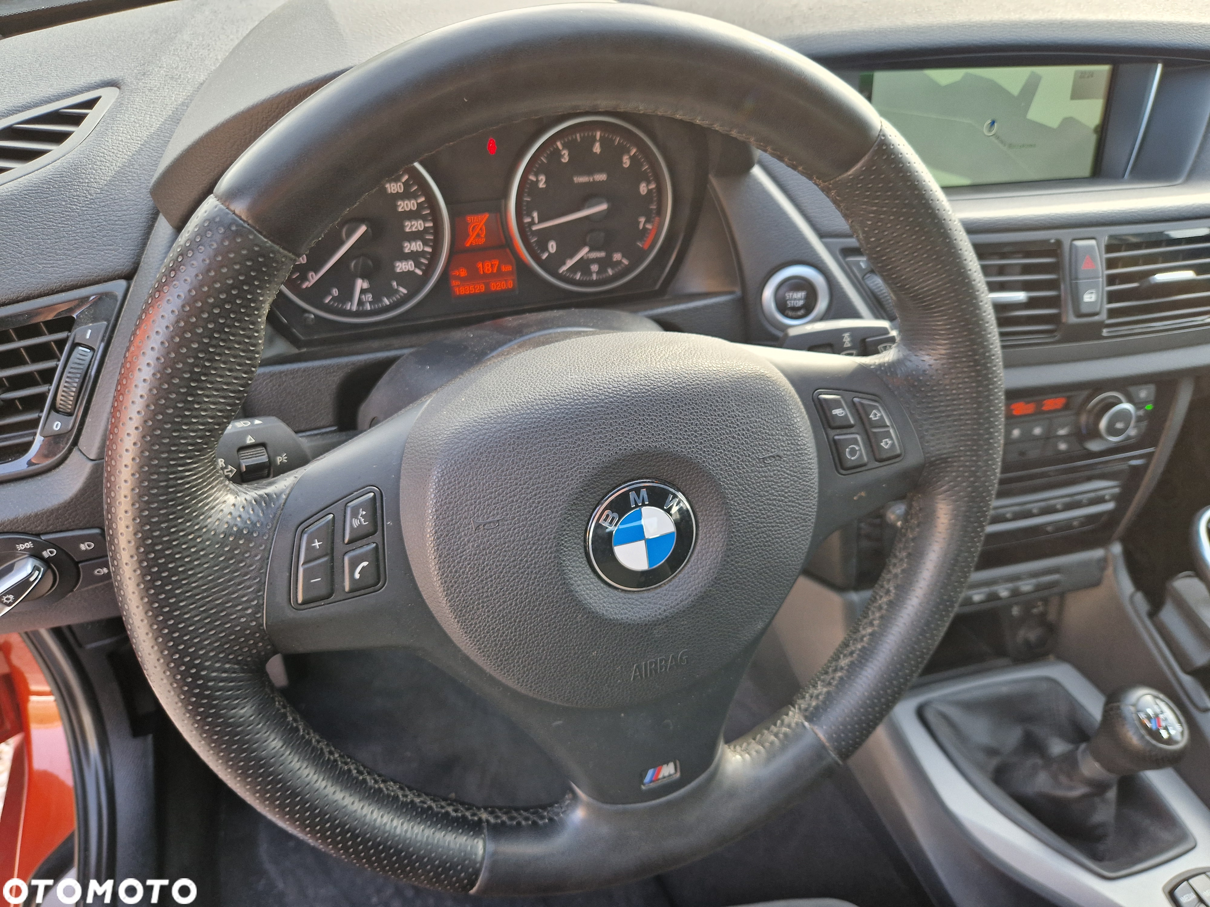 BMW X1 xDrive28i - 36