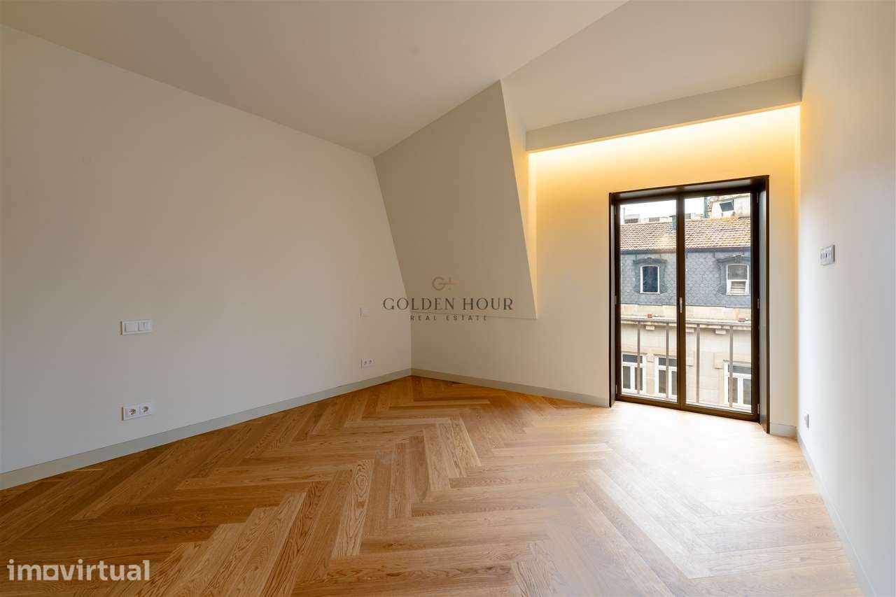 Penthouse T3 com 3 Suítes | Empreendimento Sá da Bandeira, Porto - Grande imagem: 4/61