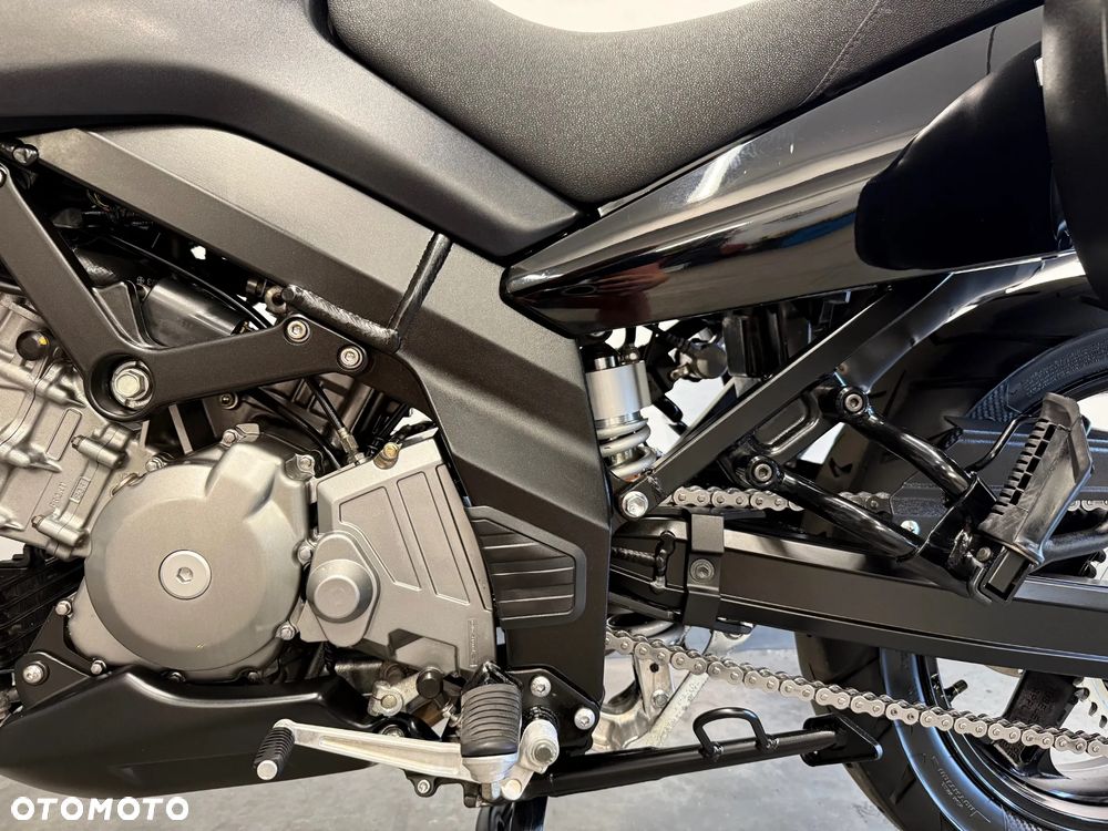 Suzuki V-STROM - 22
