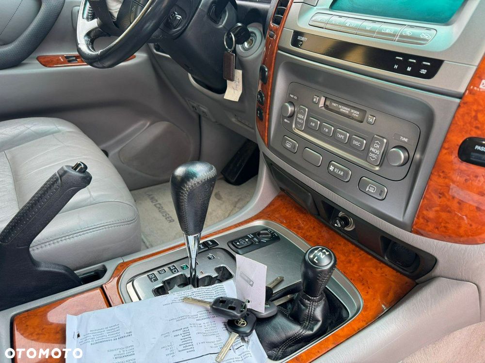 Toyota Land Cruiser 100 Automatik Executive - 13