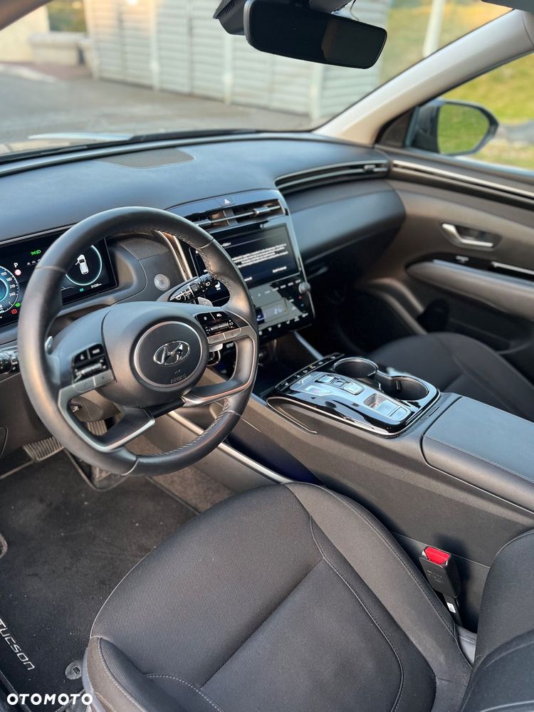 Hyundai Tucson 1.6 T-GDi HEV Executive 2WD - 21