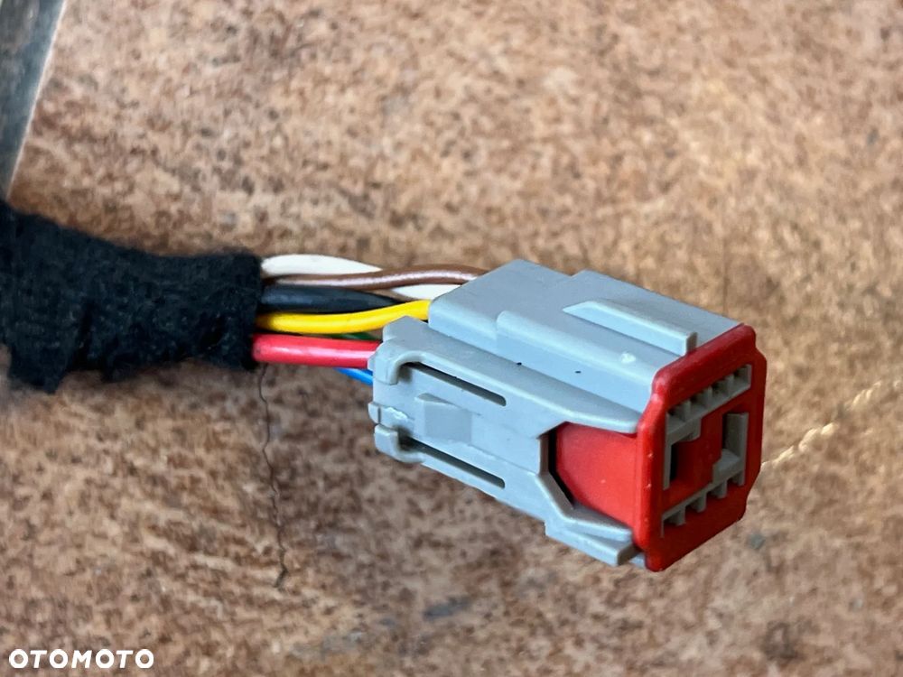 SIŁOWNIK TYLNEJ KLAPY BAGAZNIKA ELEKTRYCZNY FORD FOCUS MK4 KOMBI JX7B-N404C84-AF - 3