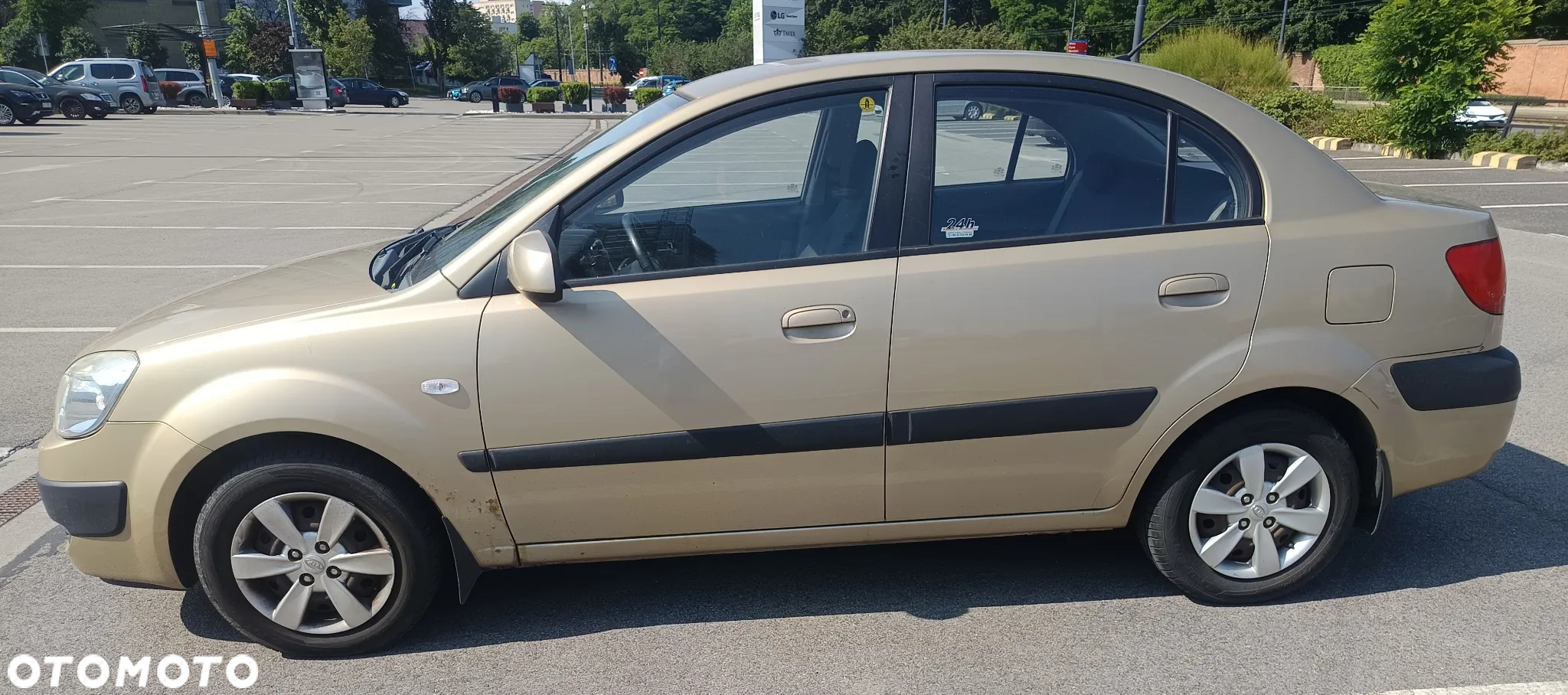Kia Rio - 2