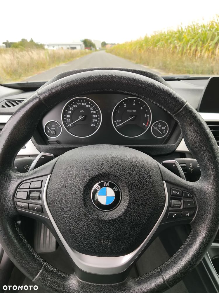 BMW Seria 3 320d - 13