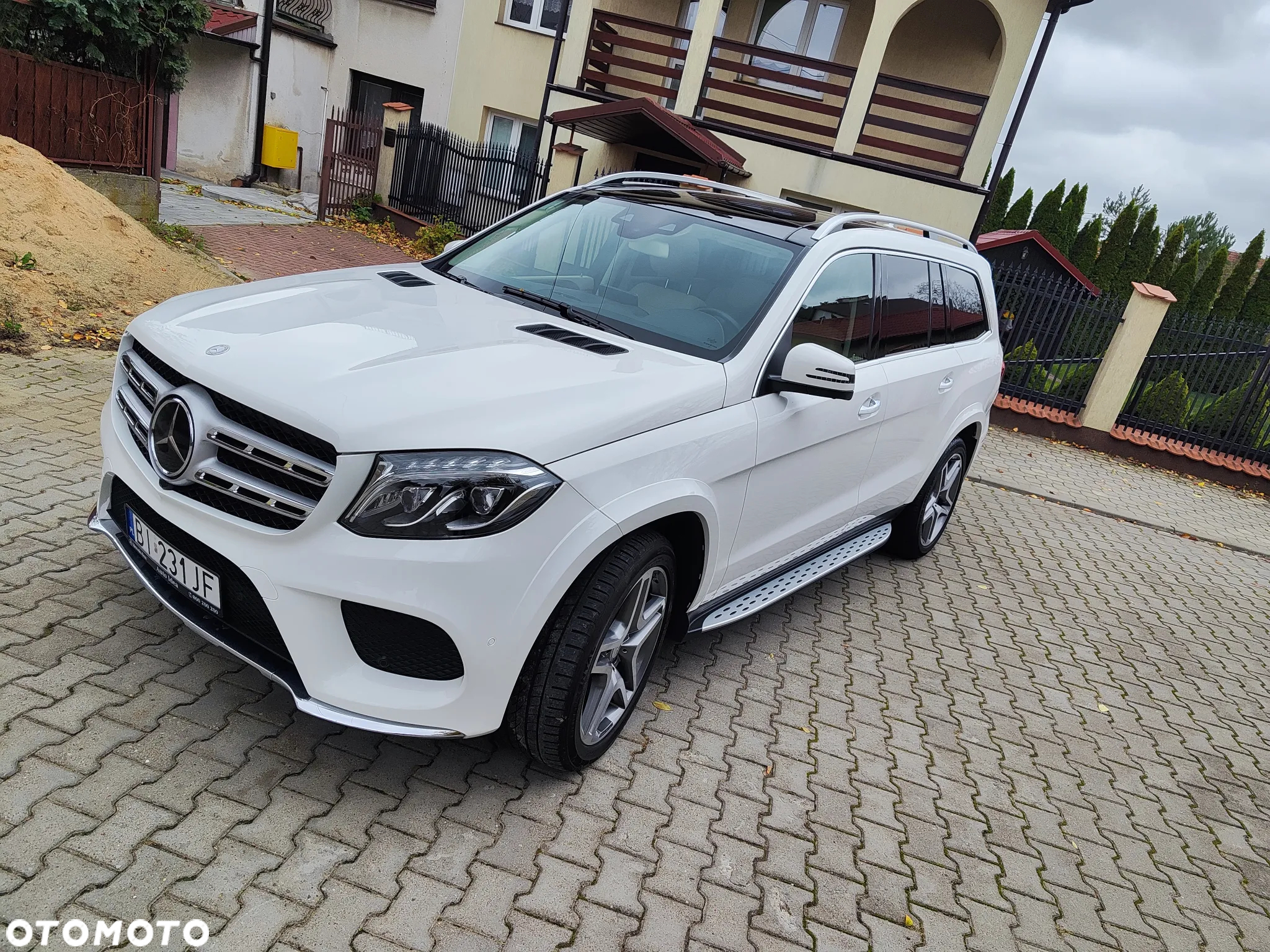 Mercedes-Benz GLS 500 4Matic 9G-TRONIC Exclusive - 2