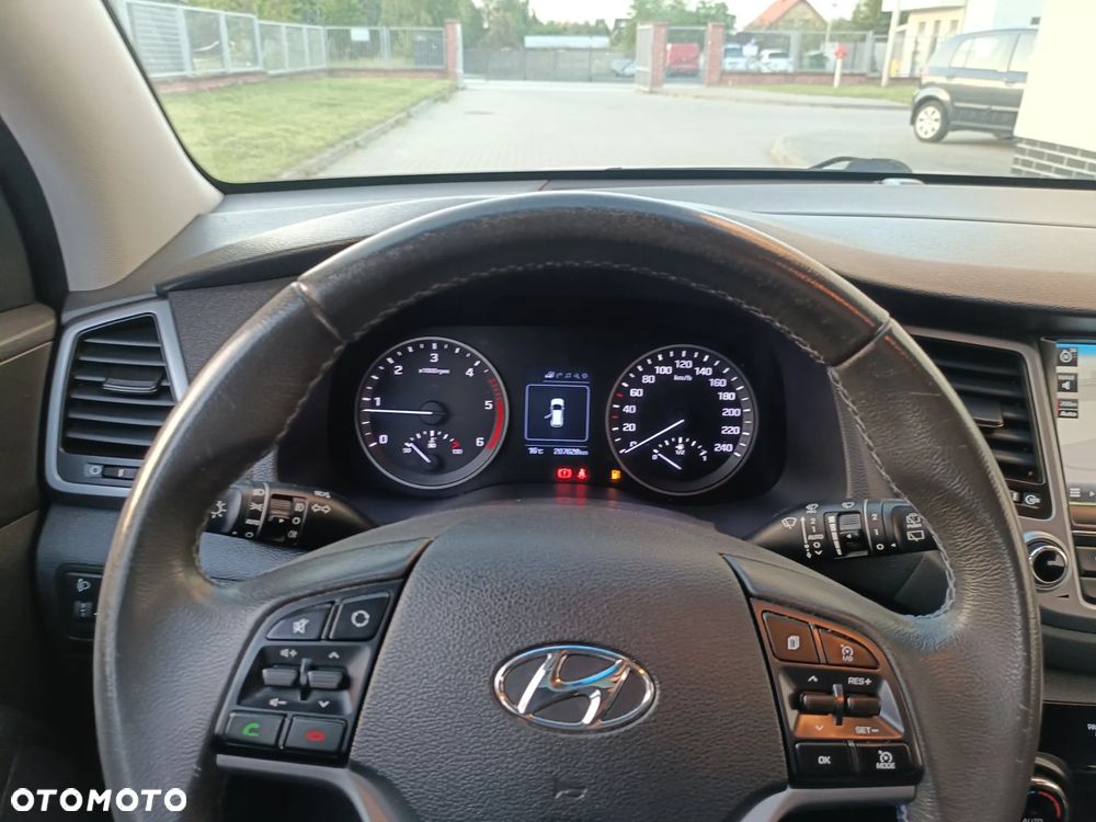 Hyundai Tucson blue 1.7 CRDi 2WD Passion Plus - 22