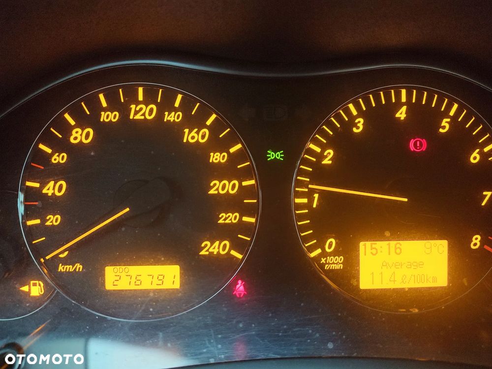 Toyota Avensis 2.0 VVT-i Sol plus Premium - 11