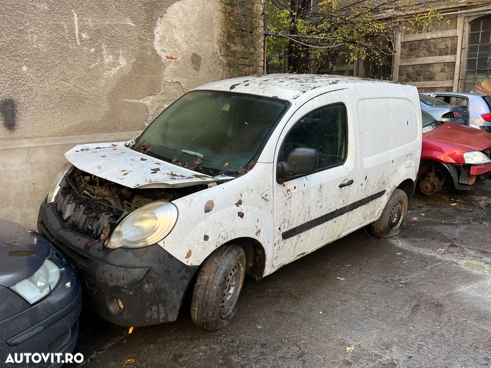 Dezmembrez Renault Kangoo alb 2012 - 3