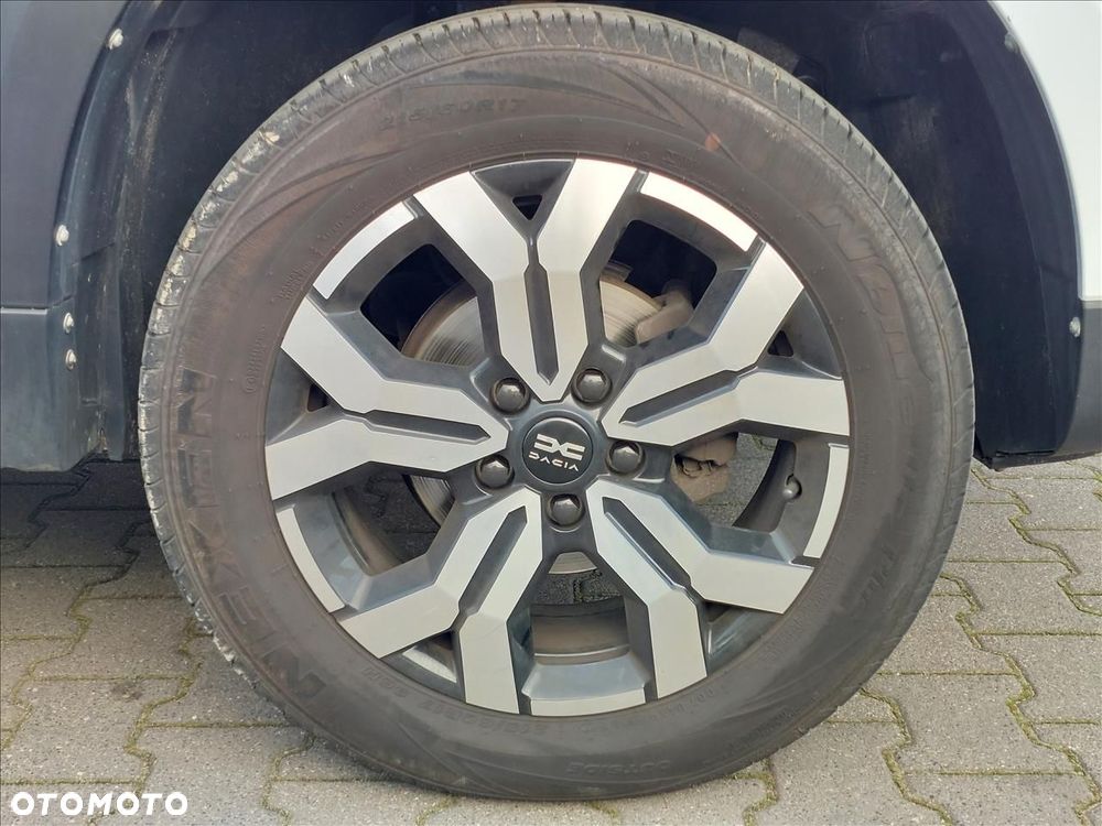 Dacia Duster 1.6 SCe Essential - 18