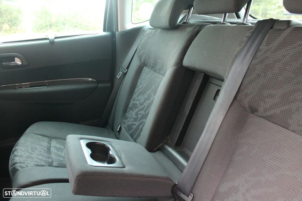 Peugeot 3008 - 16