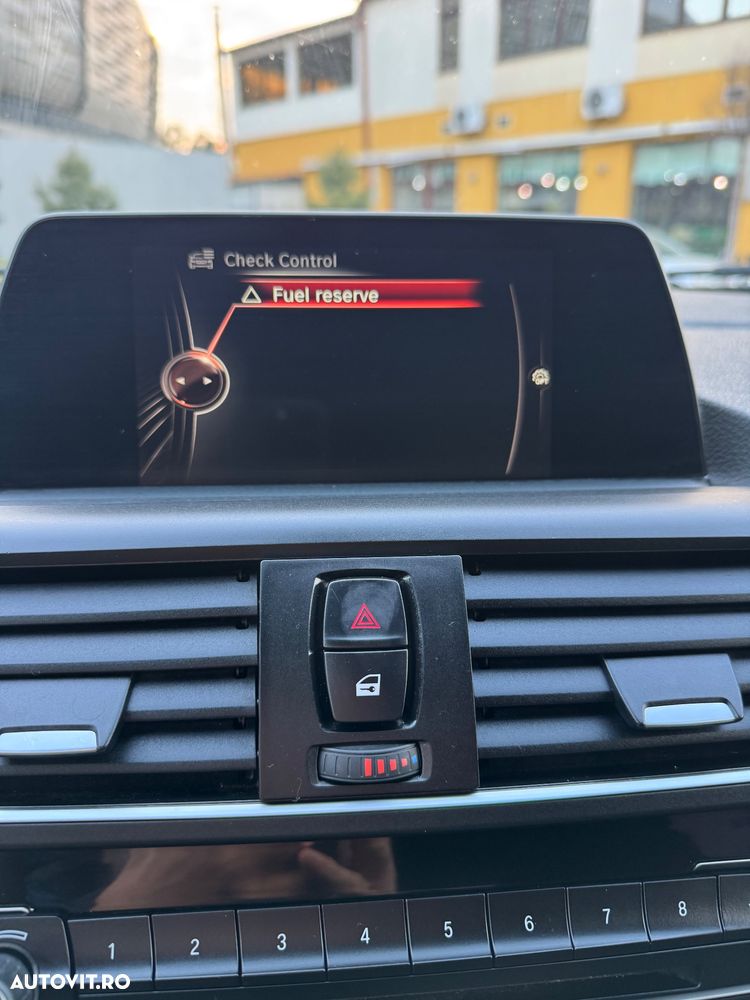 BMW Seria 1 118i Edition M Sport Shadow - 13