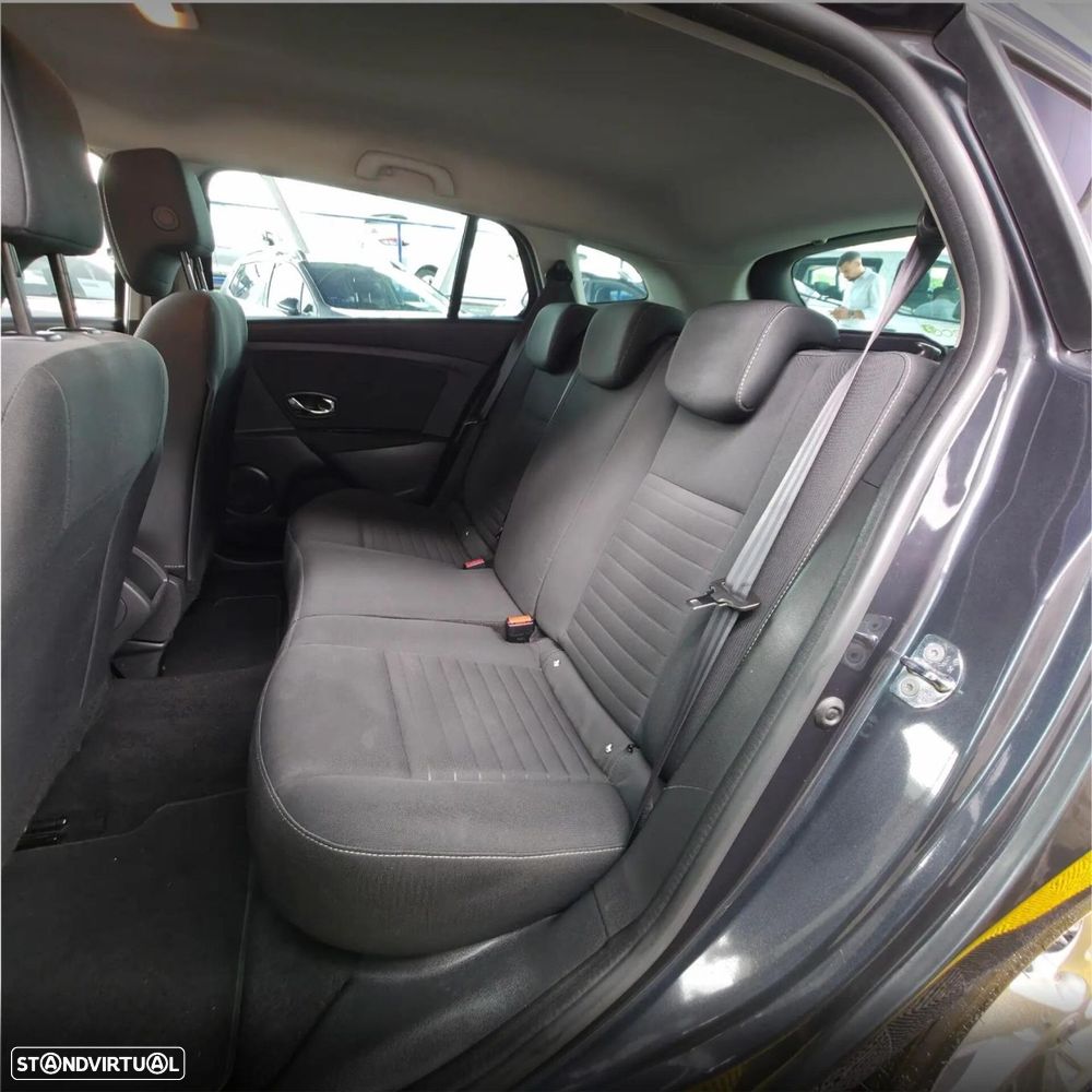 Renault Mégane Sport Tourer - 28