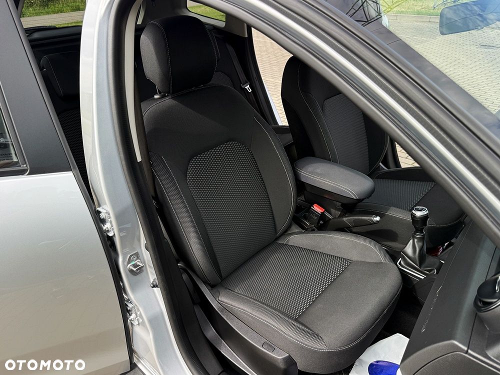 Dacia Duster 1.6 SCe Comfort - 25