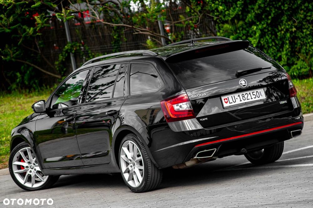 Skoda Octavia 2.0 TDI (Green tec) 4x4 DSG RS - 16
