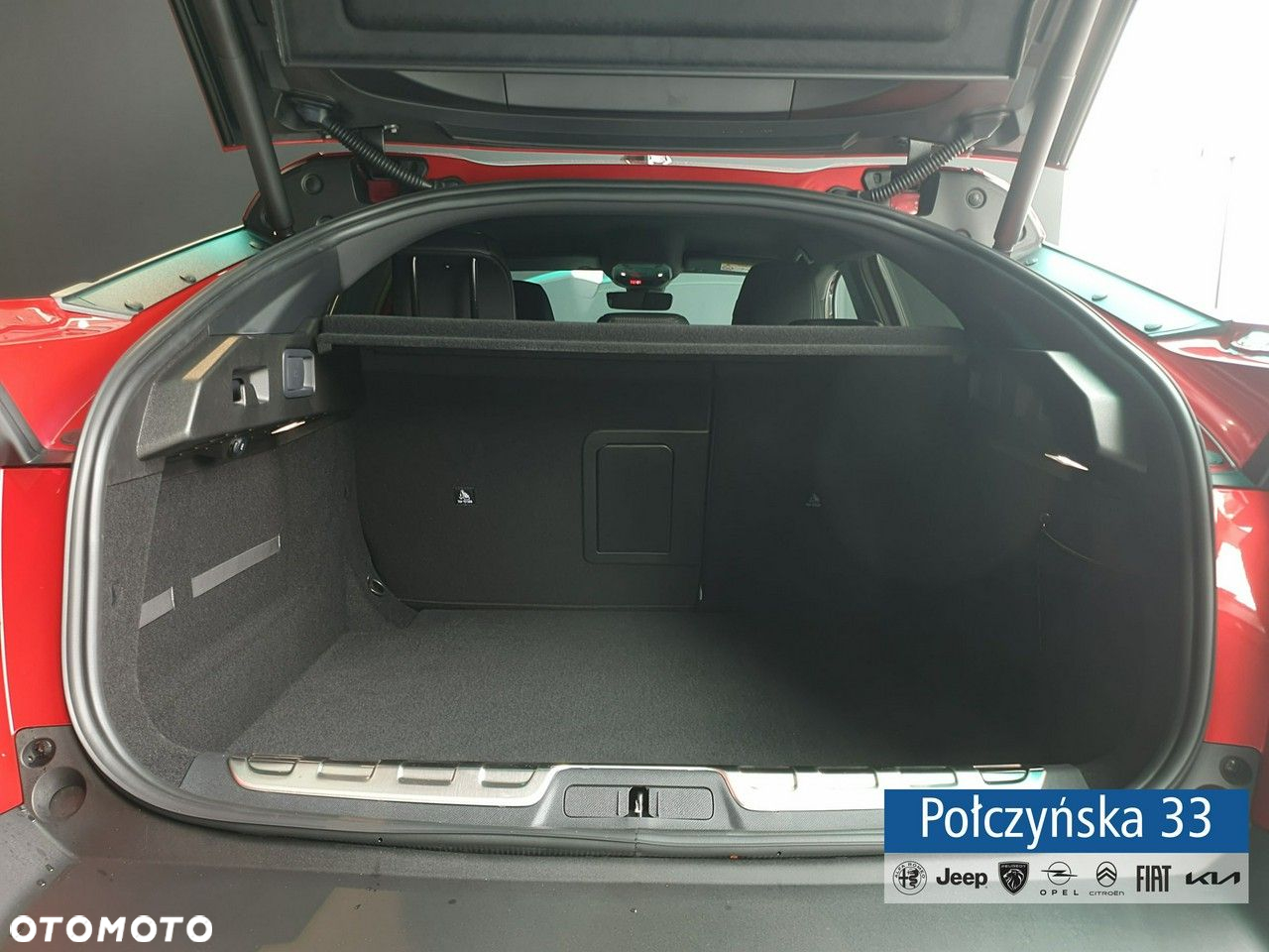 Peugeot 408 - 31