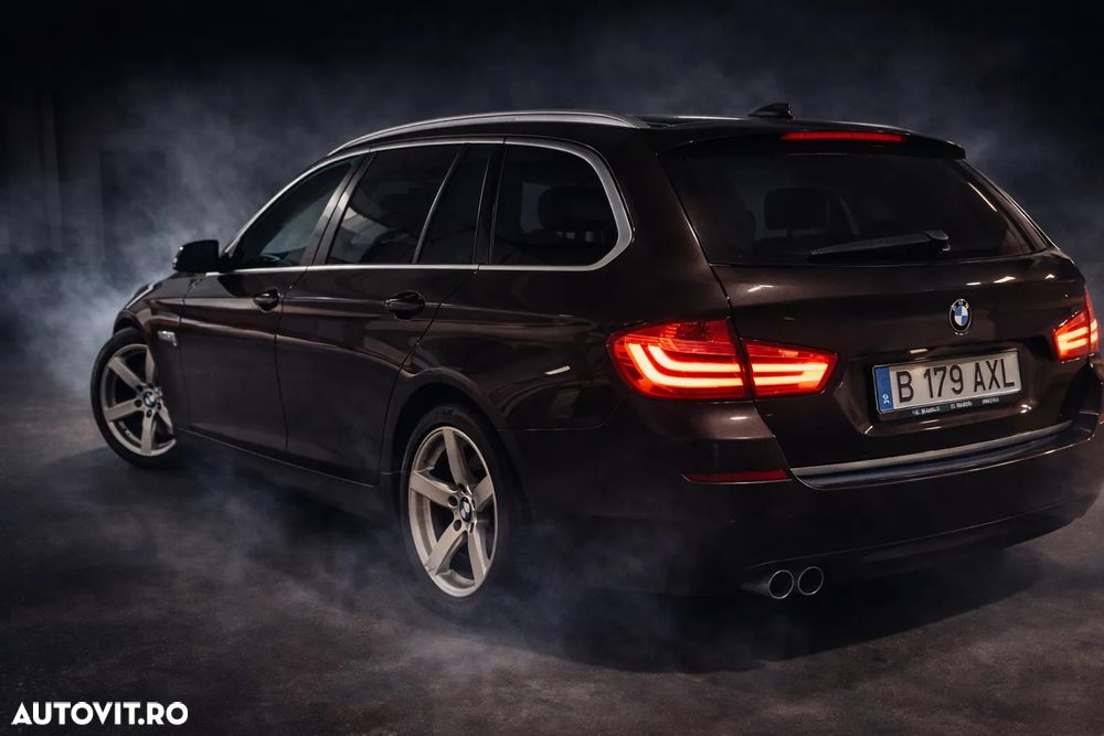 BMW Seria 5 520d Aut. Luxury Line - 11