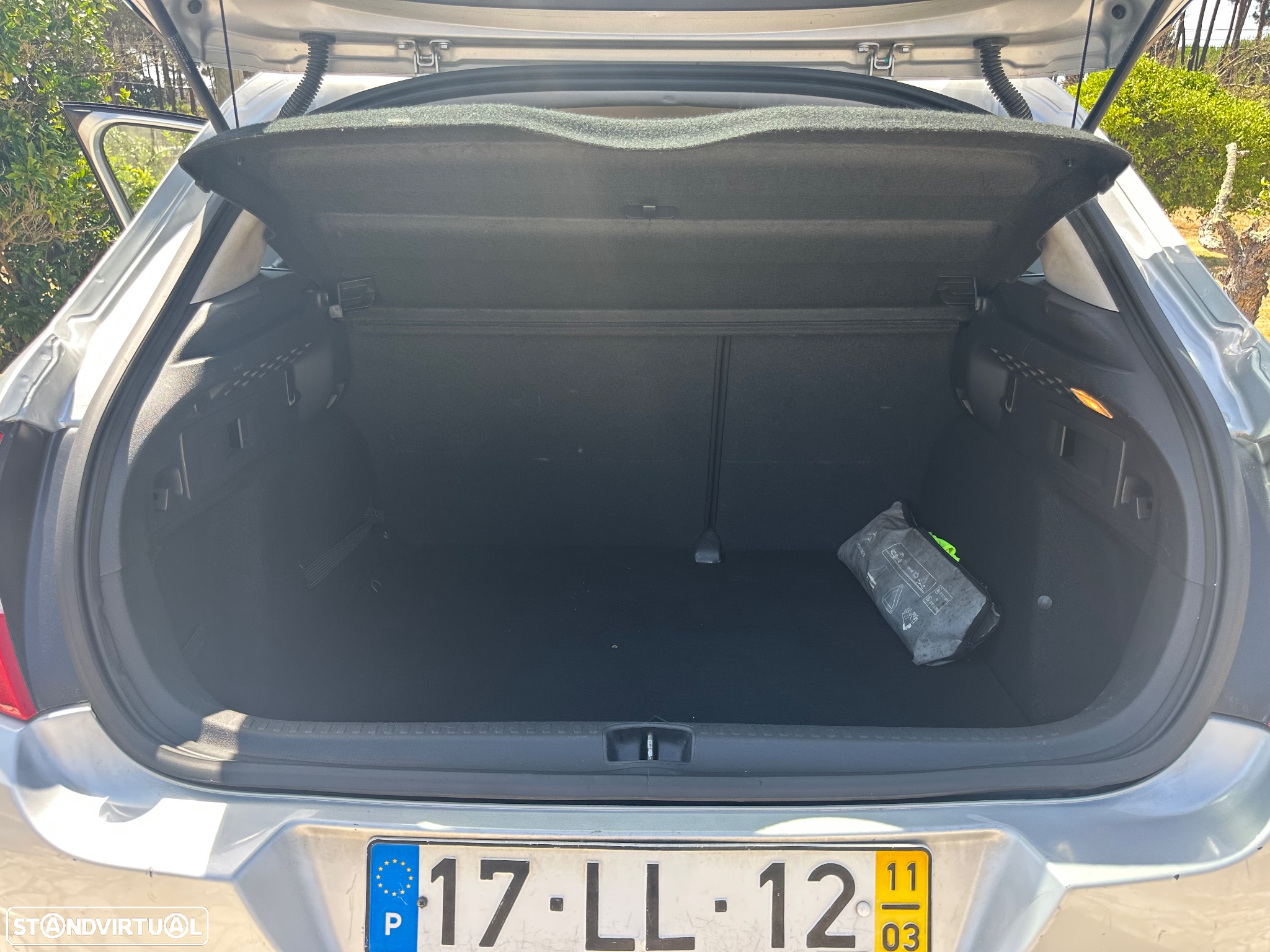 Citroën C4 1.6 HDi Attraction - 16