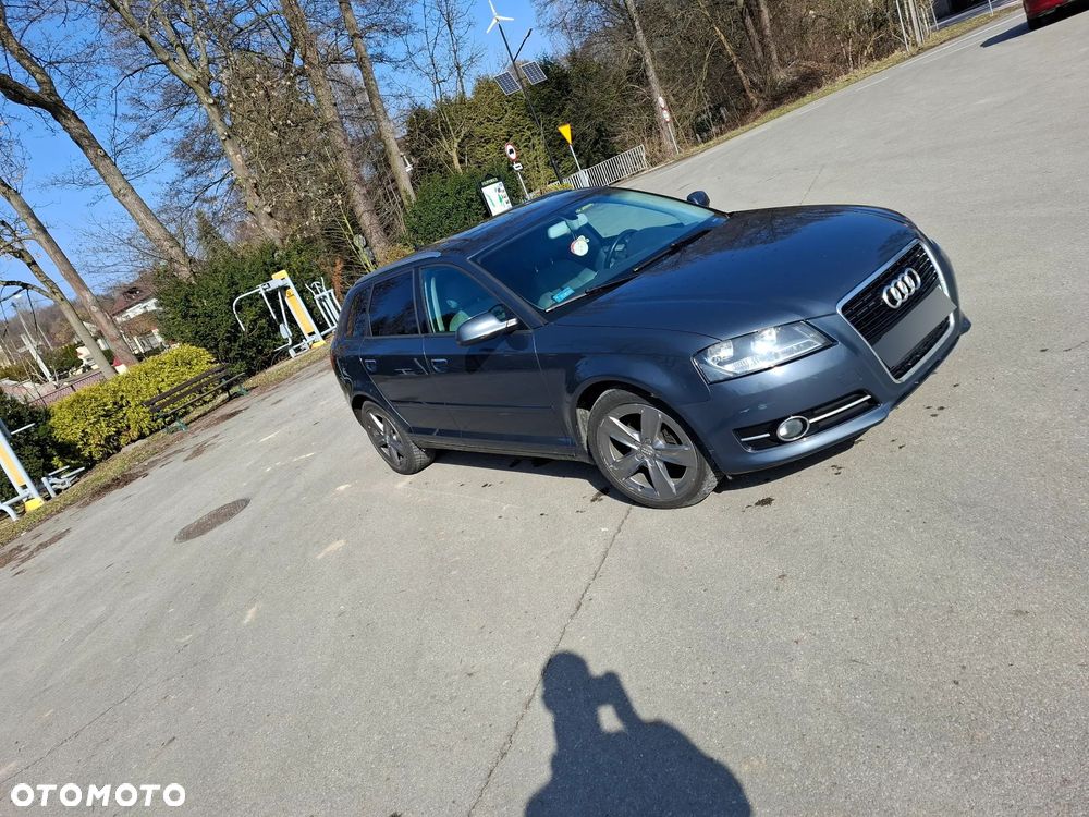 Audi A3 Sportback 2.0 TDI DPF Ambiente - 11