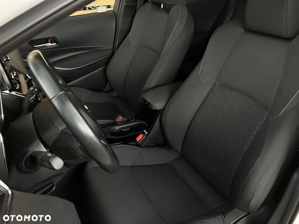 Toyota Corolla 1.8 Hybrid Comfort - 35