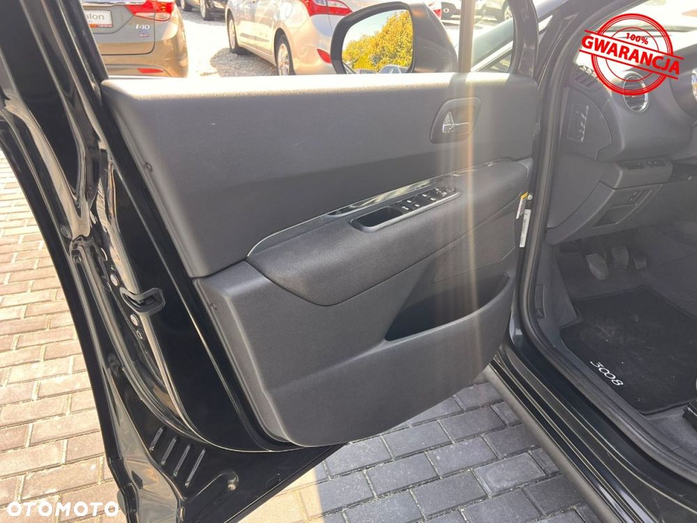 Peugeot 3008 120 VTi Premium - 36