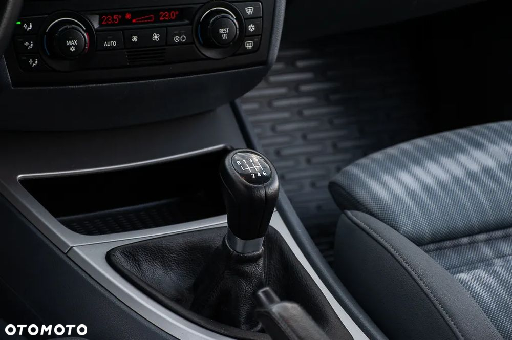BMW Seria 1 130i - 18