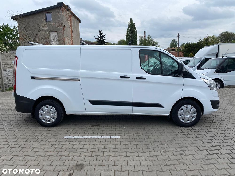Ford TRANSIT CUSTOM - 4